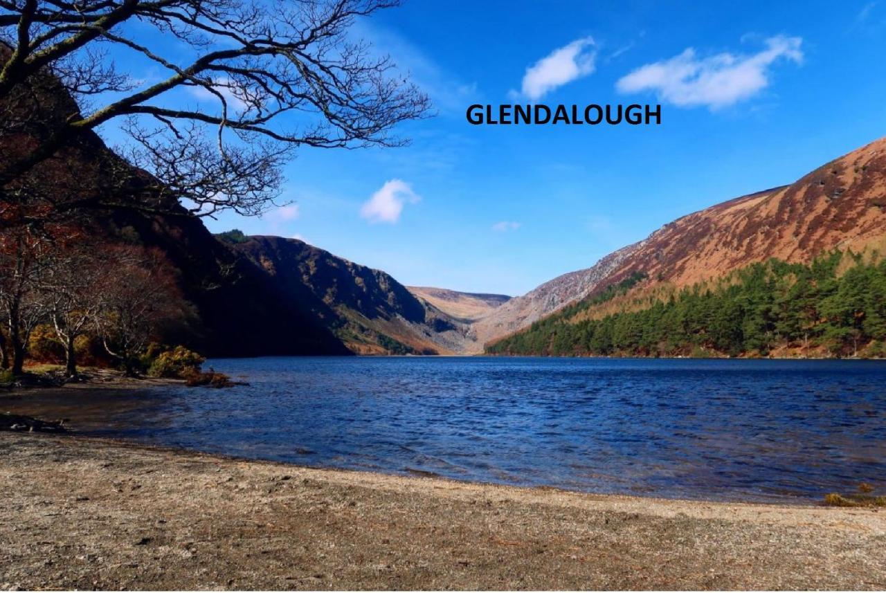 Glendalough Scenery Farmhouse ราวด์วูด ภายนอก รูปภาพ